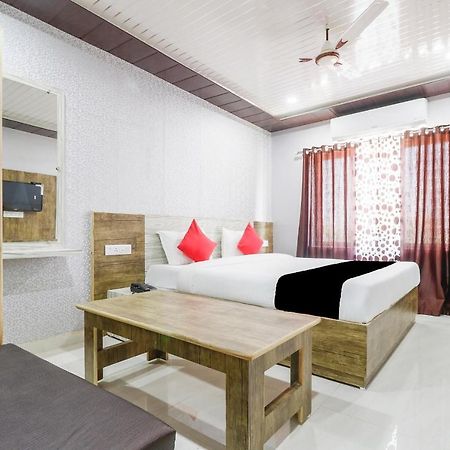 Capital O 63158 Hotel Om Sai Ram Chhatarpur Екстериор снимка