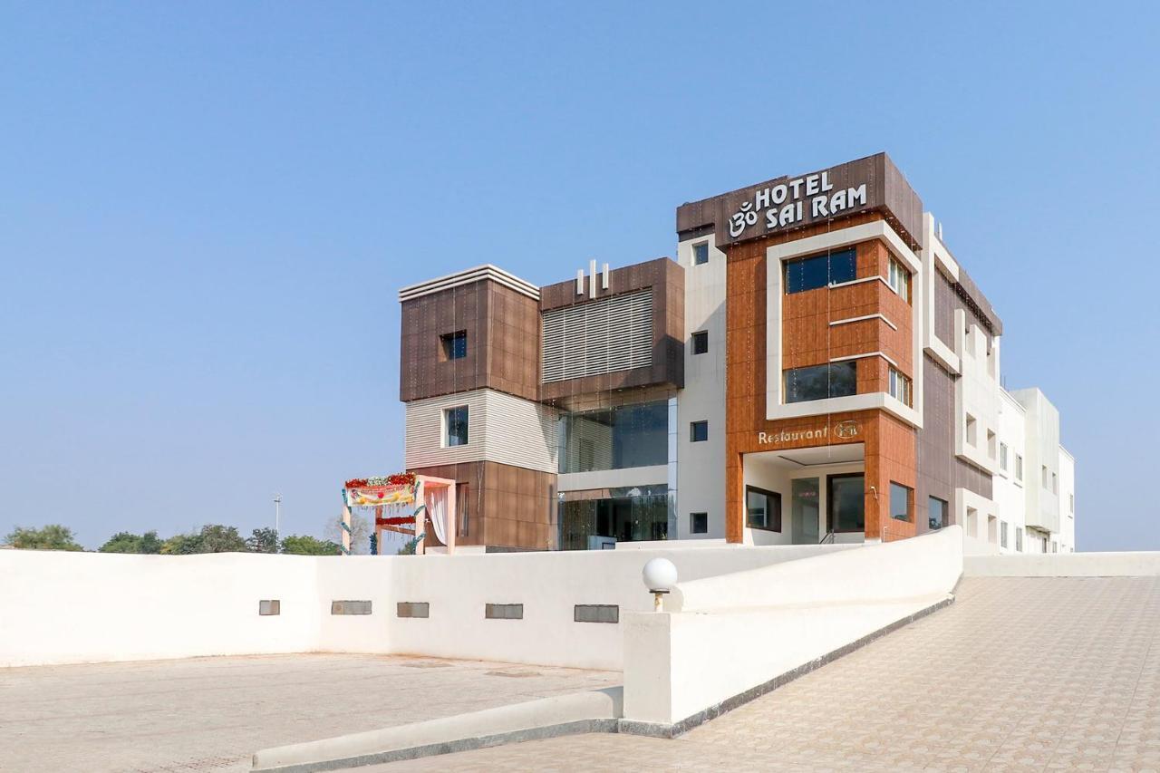 Capital O 63158 Hotel Om Sai Ram Chhatarpur Екстериор снимка